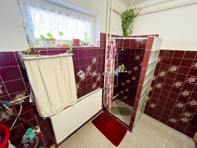 Eladó családi ház, Lovasberényben 99.9 M Ft, 5 szobás