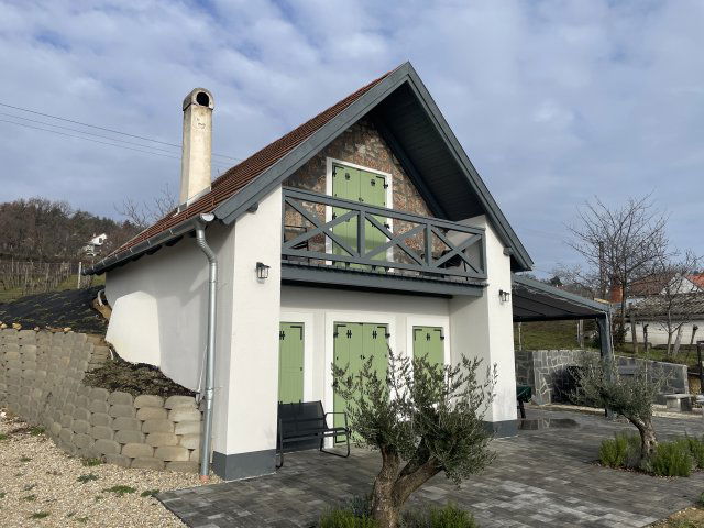 Eladó nyaraló, Balatonakaliban 109 M Ft, 4 szobás