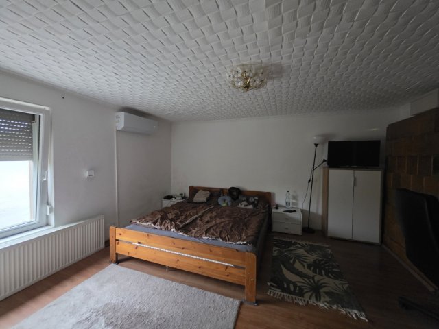 Eladó családi ház, Adonyban 35.5 M Ft, 1 szobás