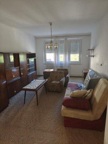 Kiadó panellakás, albérlet, Tatabányán 150 E Ft / hó