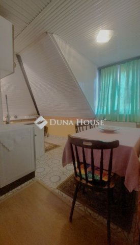 Eladó családi ház, Siklóson 67.9 M Ft, 3+3 szobás