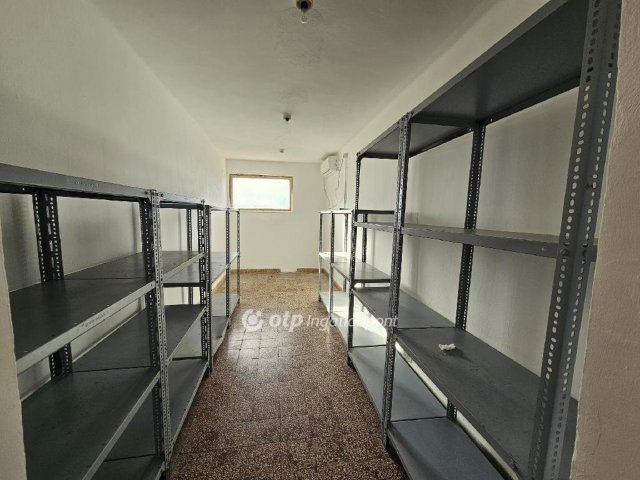 Eladó üzlethelyiség, Bölcskén 55 M Ft / költözzbe.hu