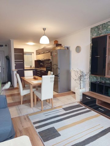 Eladó ikerház, Tatabányán 91.5 M Ft, 4 szobás