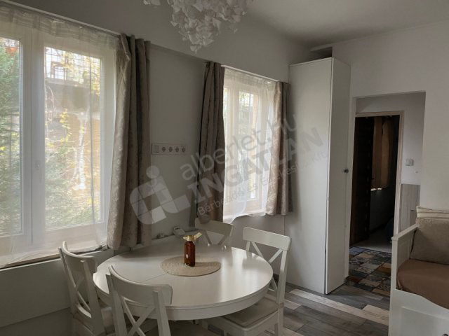 Kiadó téglalakás, albérlet, VIII. kerületben, Rökk Szilárd utcában