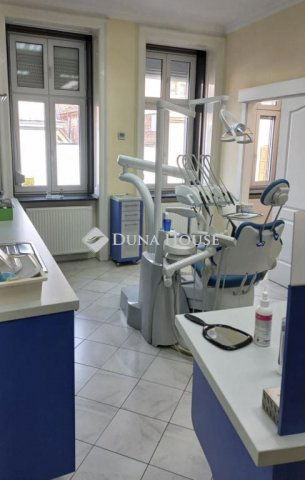 Kiadó téglalakás, albérlet, Sopronban 765 E Ft / hó, 4 szobás