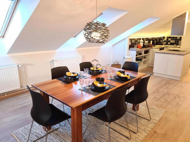 Eladó téglalakás, Ajkán 72 M Ft, 4 szobás