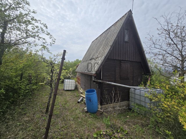 Eladó nyaraló, Gyöngyösön 7.99 M Ft, 1 szobás