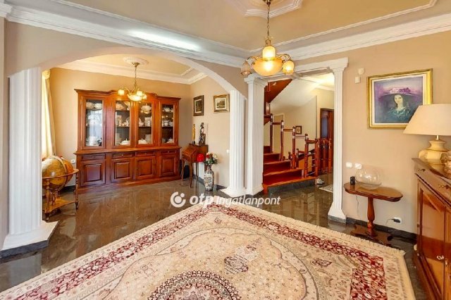 Eladó családi ház, Budapesten, II. kerületben 350 M Ft, 5 szobás