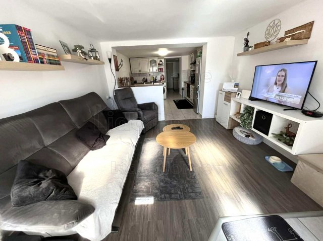 Eladó családi ház, Balatonbogláron 89 M Ft, 4+4 szobás