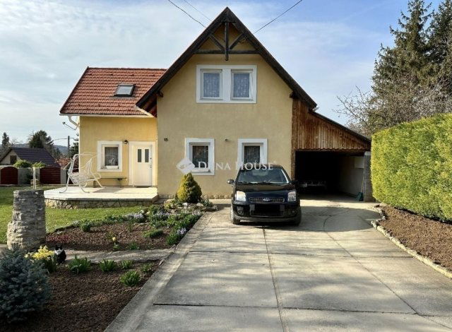 Eladó családi ház, Budakeszin 133 M Ft, 2+2 szobás