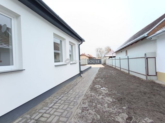 Eladó családi ház, Nagykátán 75 M Ft, 4 szobás