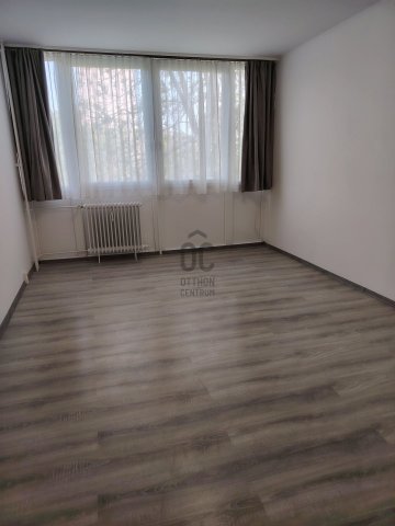 Kiadó téglalakás, albérlet, Szekszárdon, Mikes utcában