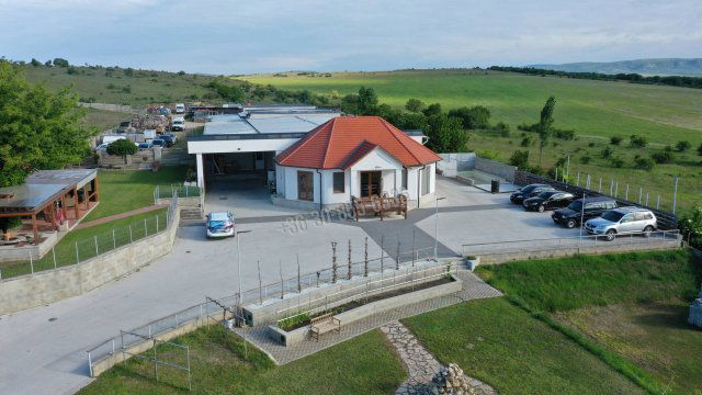 Eladó ipari ingatlan, Hajmáskéren 295 M Ft / költözzbe.hu