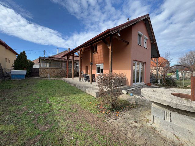 Eladó családi ház, Budapesten, XVIII. kerületben 115 M Ft