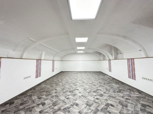 Eladó üzlethelyiség, Budapesten, VII. kerületben 36 M Ft