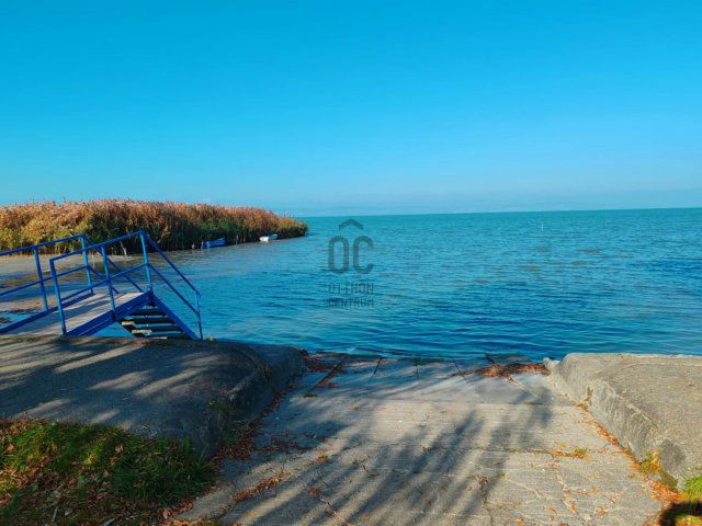 Eladó téglalakás, Zamárdiban 128 M Ft, 4 szobás