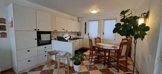 Eladó családi ház, Helvécián 88 M Ft, 4 szobás