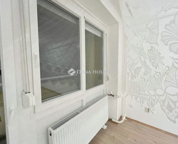 Kiadó panellakás, albérlet, Szombathelyen, Kodály Zoltán utcában