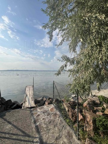 Eladó nyaraló, Balatonszárszón 59.8 M Ft, 2 szobás