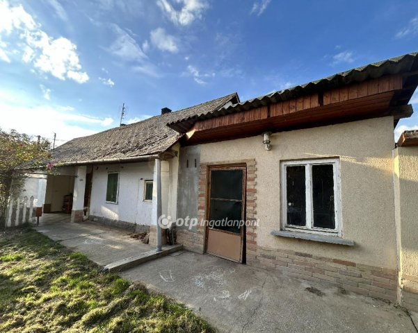 Eladó családi ház, Iregszemcsén 13.4 M Ft, 3 szobás