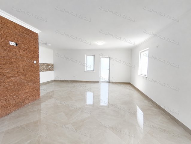 Eladó családi ház, Abonyban 45.9 M Ft, 3 szobás