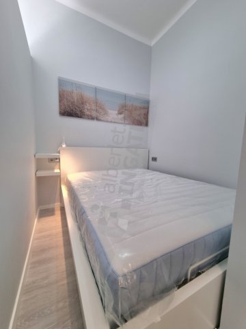 Kiadó téglalakás, albérlet, V. kerületben, Honvéd utcában