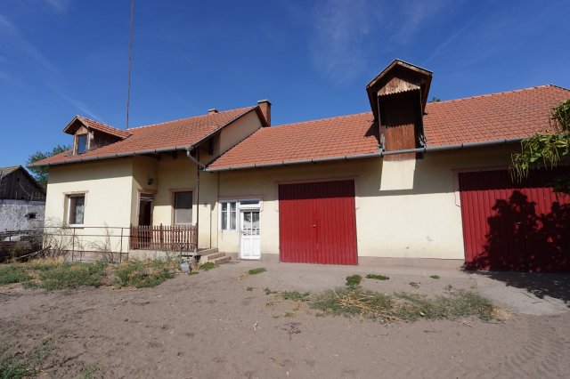 Eladó mezogazdasagi ingatlan, Kisteleken 58.2 M Ft