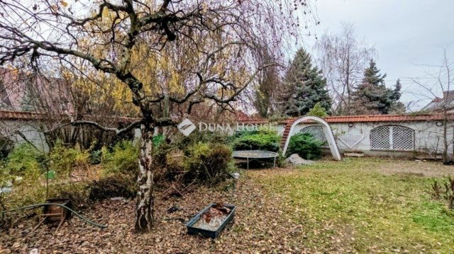 Eladó családi ház, Kecskeméten 129 M Ft, 5 szobás