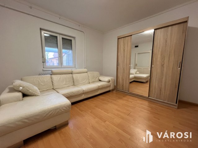 Eladó családi ház, Debrecenben 39.9 M Ft, 2 szobás