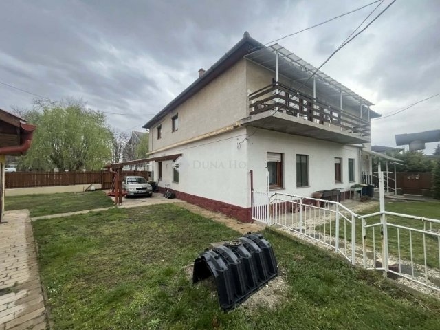 Eladó családi ház, Monoron 105 M Ft, 4 szobás