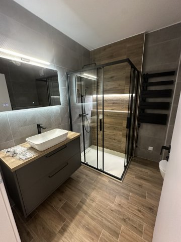 Kiadó téglalakás, albérlet, Szolnokon 150 E Ft / hó, 1 szobás