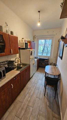 Eladó téglalakás, Komlón 16.3 M Ft, 1 szobás