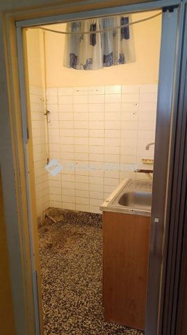 Eladó családi ház, Szentmártonkátán 36.5 M Ft, 2 szobás