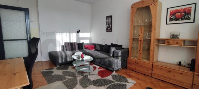 Kiadó téglalakás, albérlet, Szegeden 160 E Ft / hó, 2 szobás