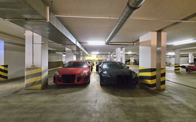 Eladó garázs, Budapesten, III. kerületben, Lajos utcában 26 M Ft