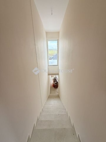 Eladó ikerház, Pécelen 133 M Ft, 5 szobás / költözzbe.hu