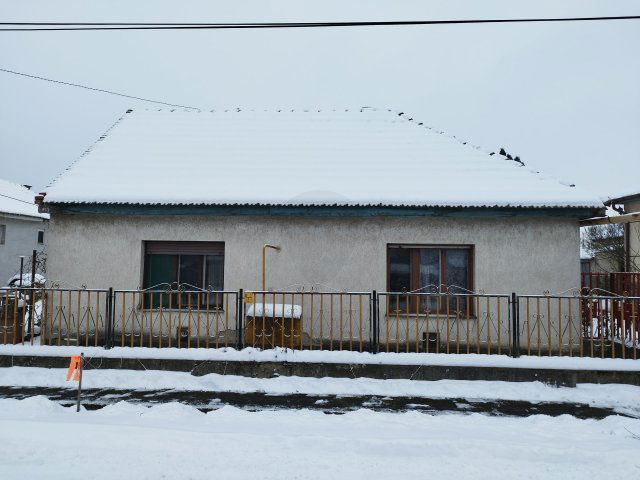 Eladó családi ház, Zagyvaszántón 12.3 M Ft, 3 szobás