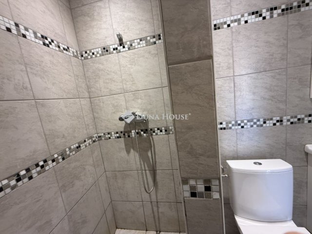 Eladó üzlethelyiség, Budapesten, XX. kerületben 30.5 M Ft