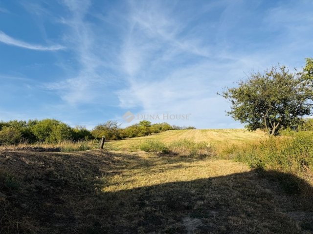 Eladó nyaraló, Nagysápon 5.8 M Ft, 1 szobás