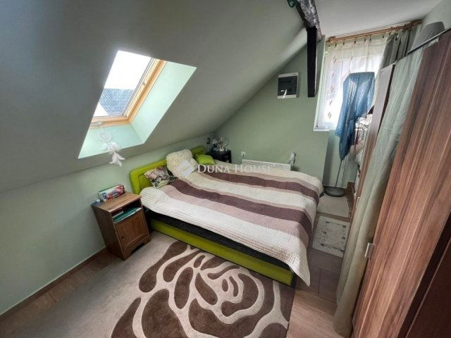 Eladó téglalakás, Pécsett 47 M Ft, 2 szobás