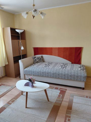 Eladó téglalakás, Nyíregyházán 48 M Ft, 2 szobás