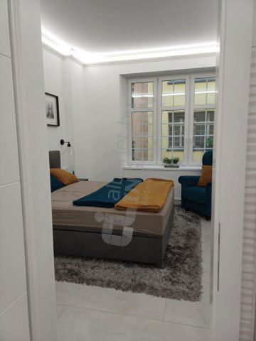 Kiadó téglalakás, albérlet, Budapesten, V. kerületben, 2 szobás