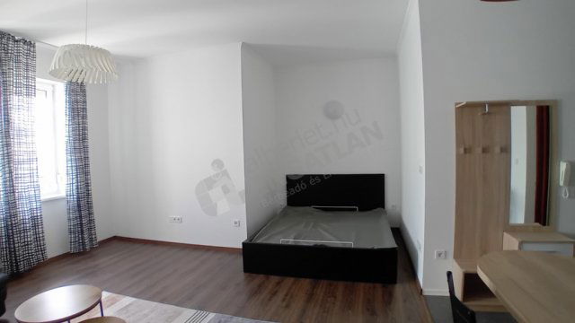 Kiadó téglalakás, albérlet, VII. kerületben, Jobbágy utcában