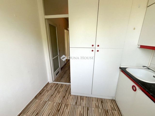Eladó panellakás, Budapesten, XXI. kerületben 42.5 M Ft, 1 szobás