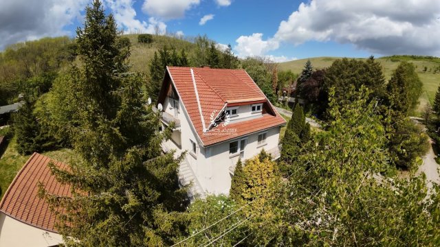 Eladó családi ház, Ózdon 29.9 M Ft, 3 szobás