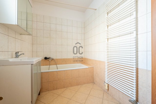 Eladó téglalakás, Budapesten, XVI. kerületben 103.5 M Ft