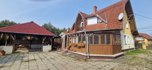 Eladó nyaraló, Balatonkeresztúron, Keszeg utcában 89 M Ft