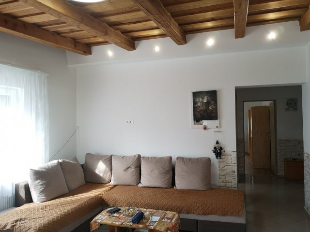 Eladó családi ház, Veszprémben 105 M Ft, 2+1 szobás