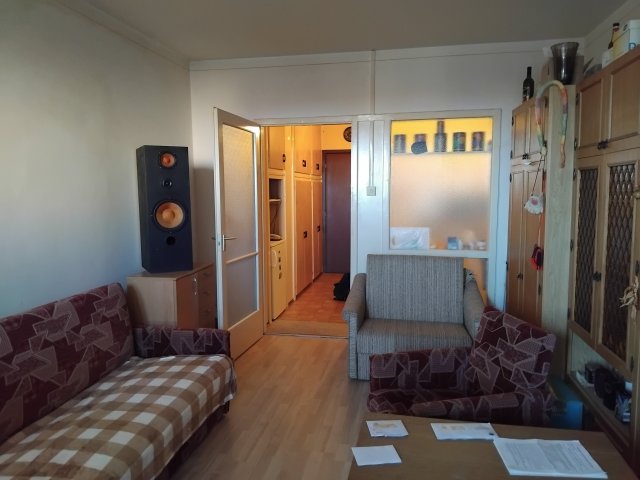 Eladó panellakás, Debrecenben 35.99 M Ft, 1 szobás