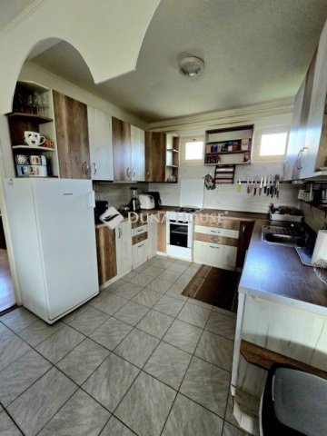 Eladó családi ház, Görcsönyben 79.9 M Ft, 3+2 szobás